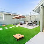 Luxury 4-Bed Home In Riverside Heights!