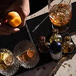 The Jesse Hotel & Bar