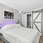 Charming Retro Studio