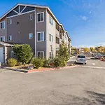 Modern Getaway In The Heart Of Reno