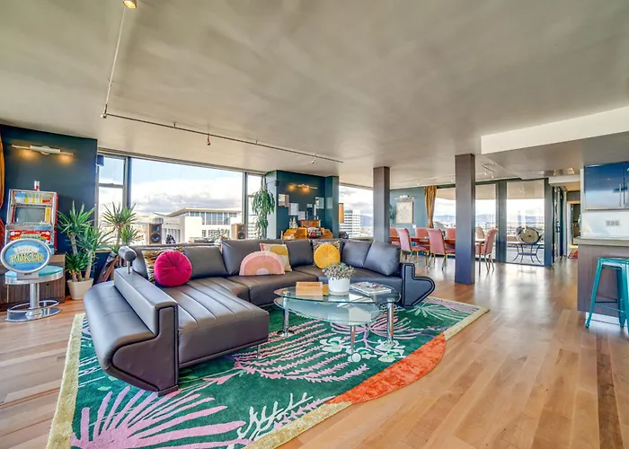 Luxe Dtwn Reno Penthouse About 3 Mi To Casinos!