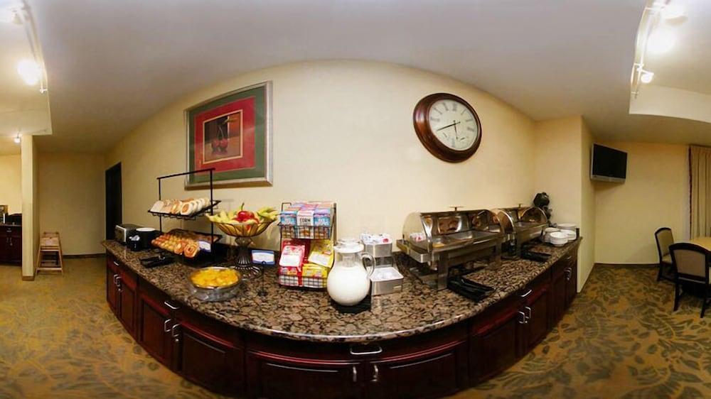 Hotel Comfort & Airport Convention Center Reno