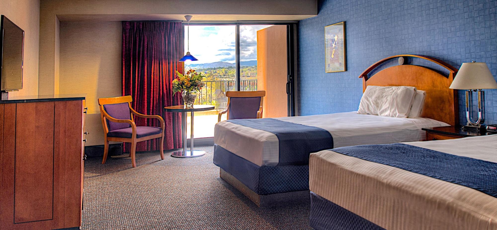 Hotel J 3*
