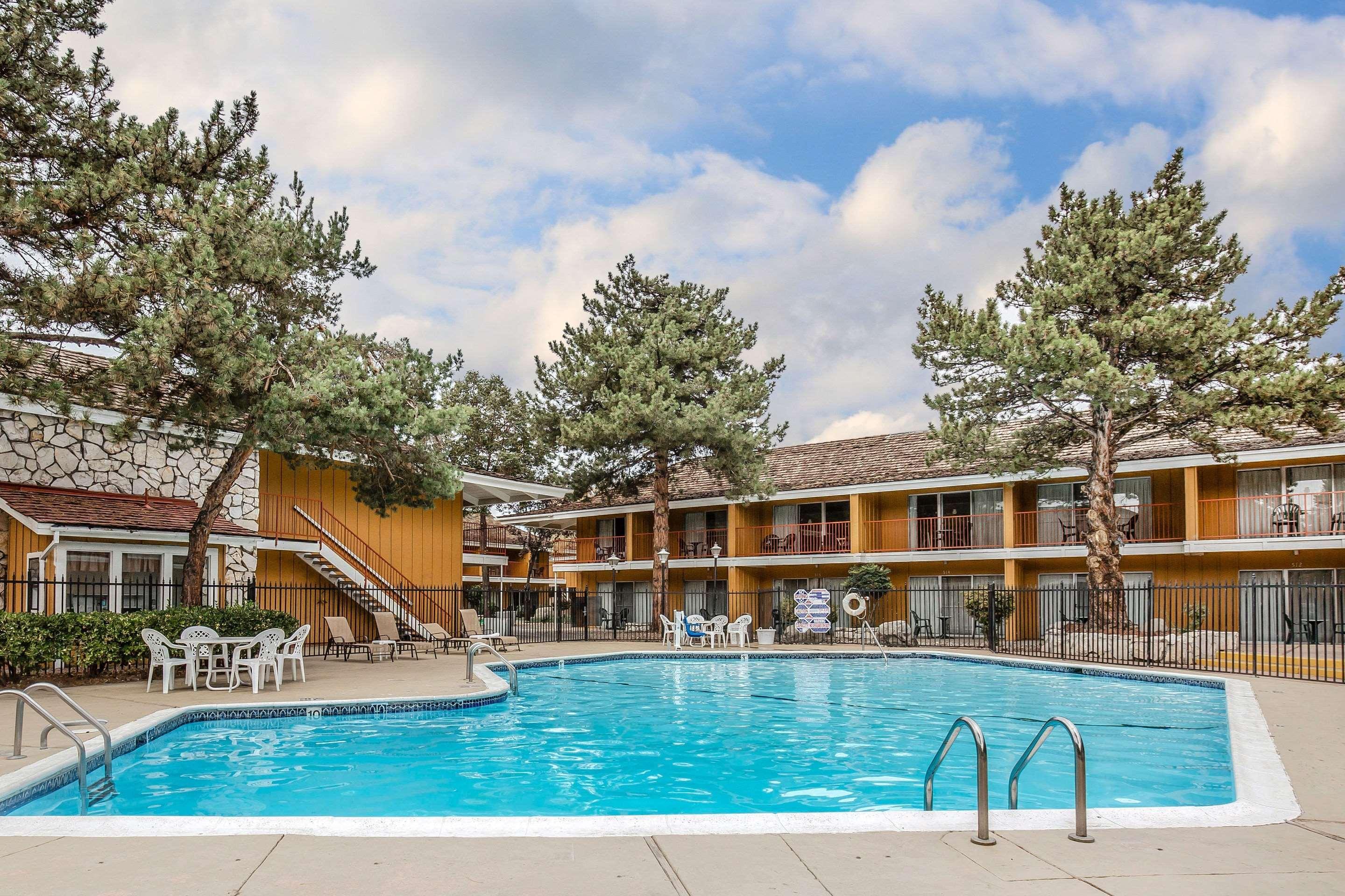 Econo Near Reno-sparks Convention Center * Reno