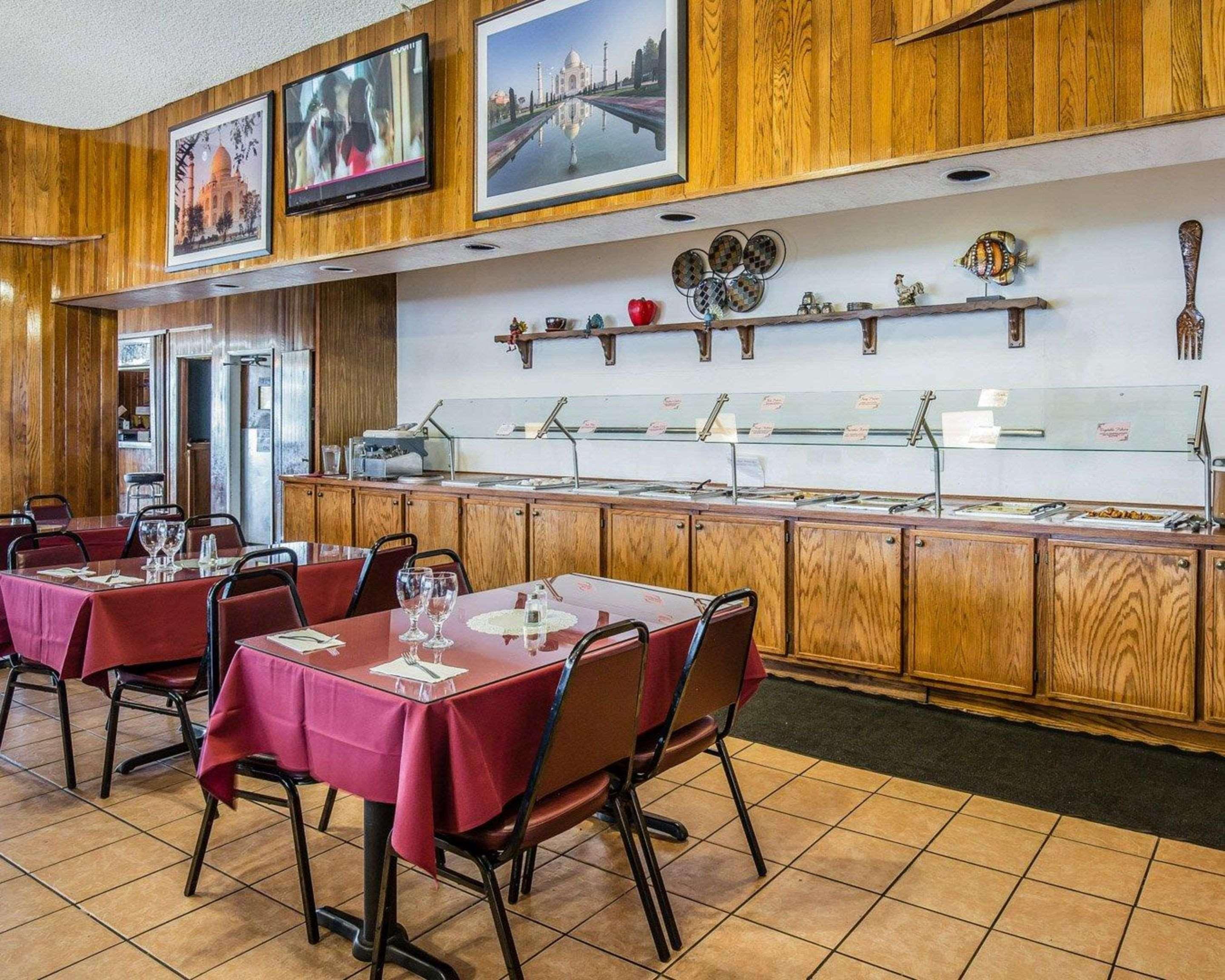 Lodge Econo Near Reno-sparks Convention Center *