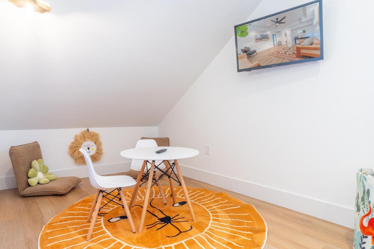 Apartment Luxury 4-bed In Riverside Heights! *