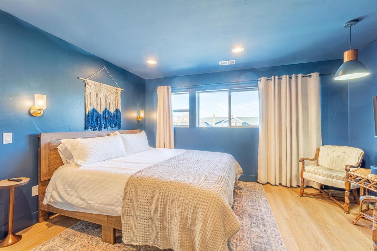 Luxury 4-bed In Riverside Heights! Apartment Reno
