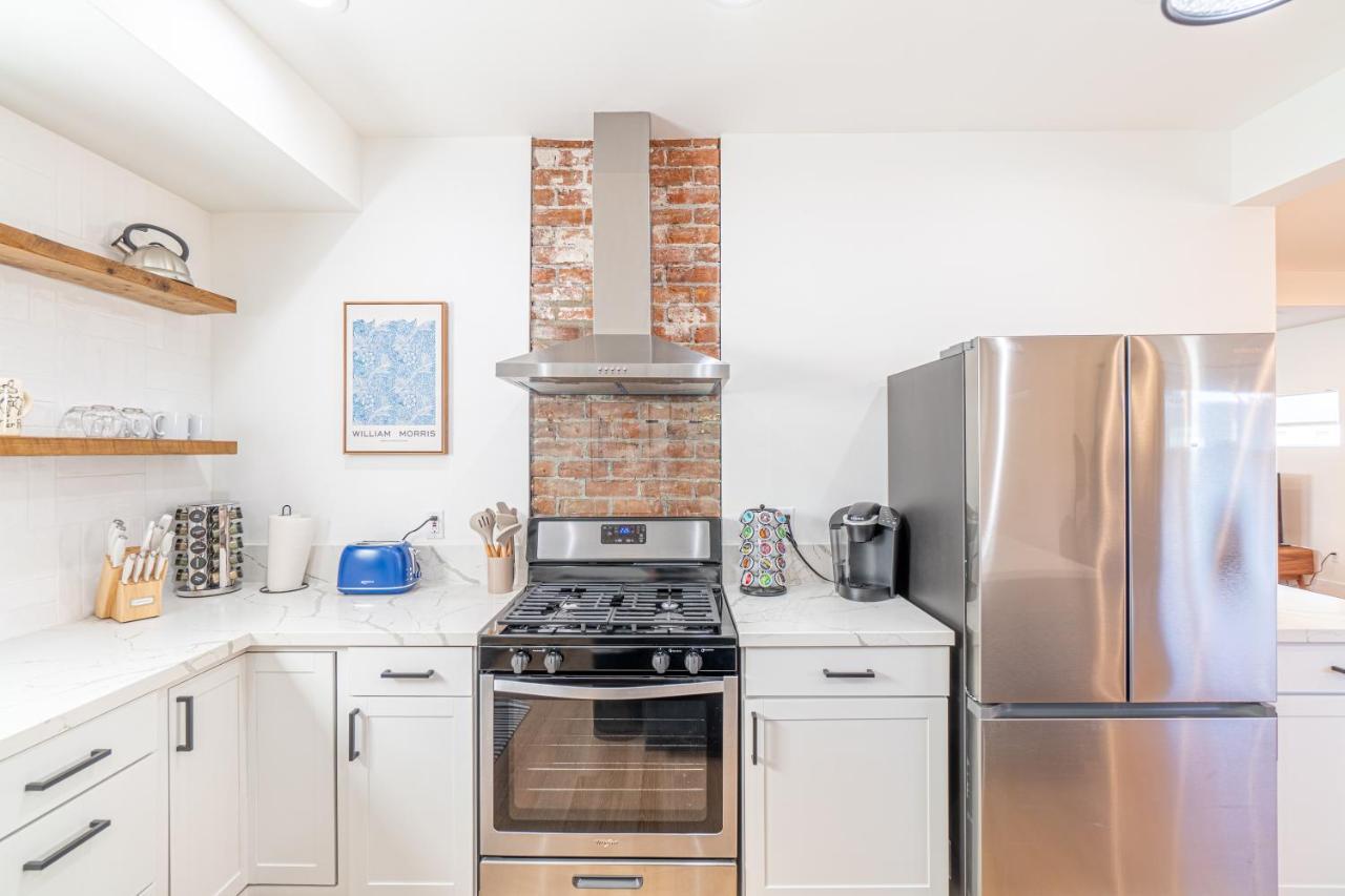 Luxury 4-bed In Riverside Heights! Apartment *