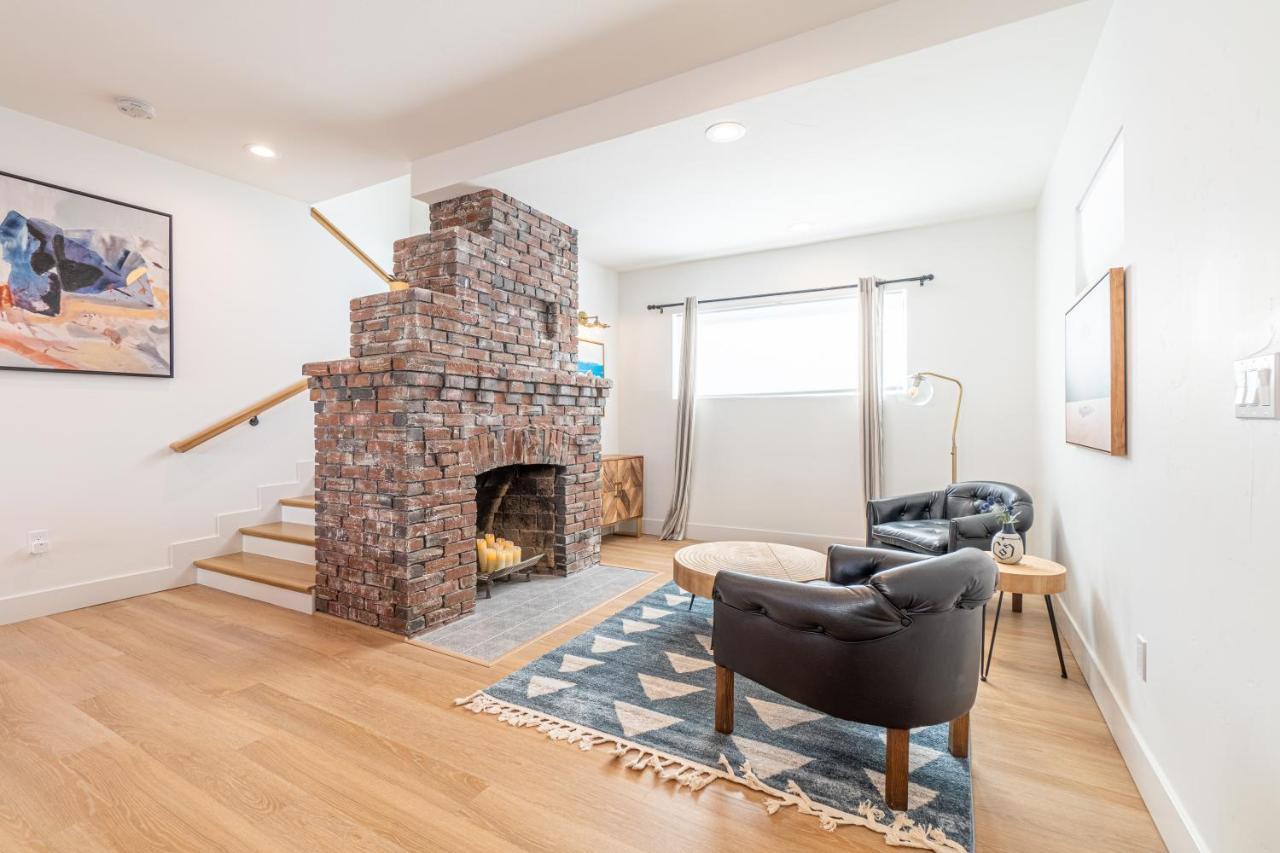 Luxury 4-bed In Riverside Heights! Apartment