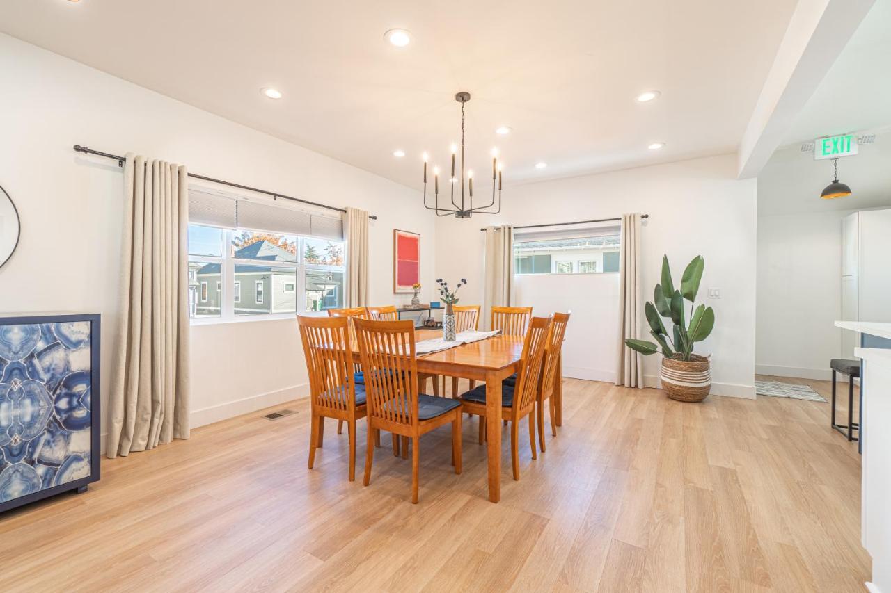 Luxury 4-bed In Riverside Heights! *