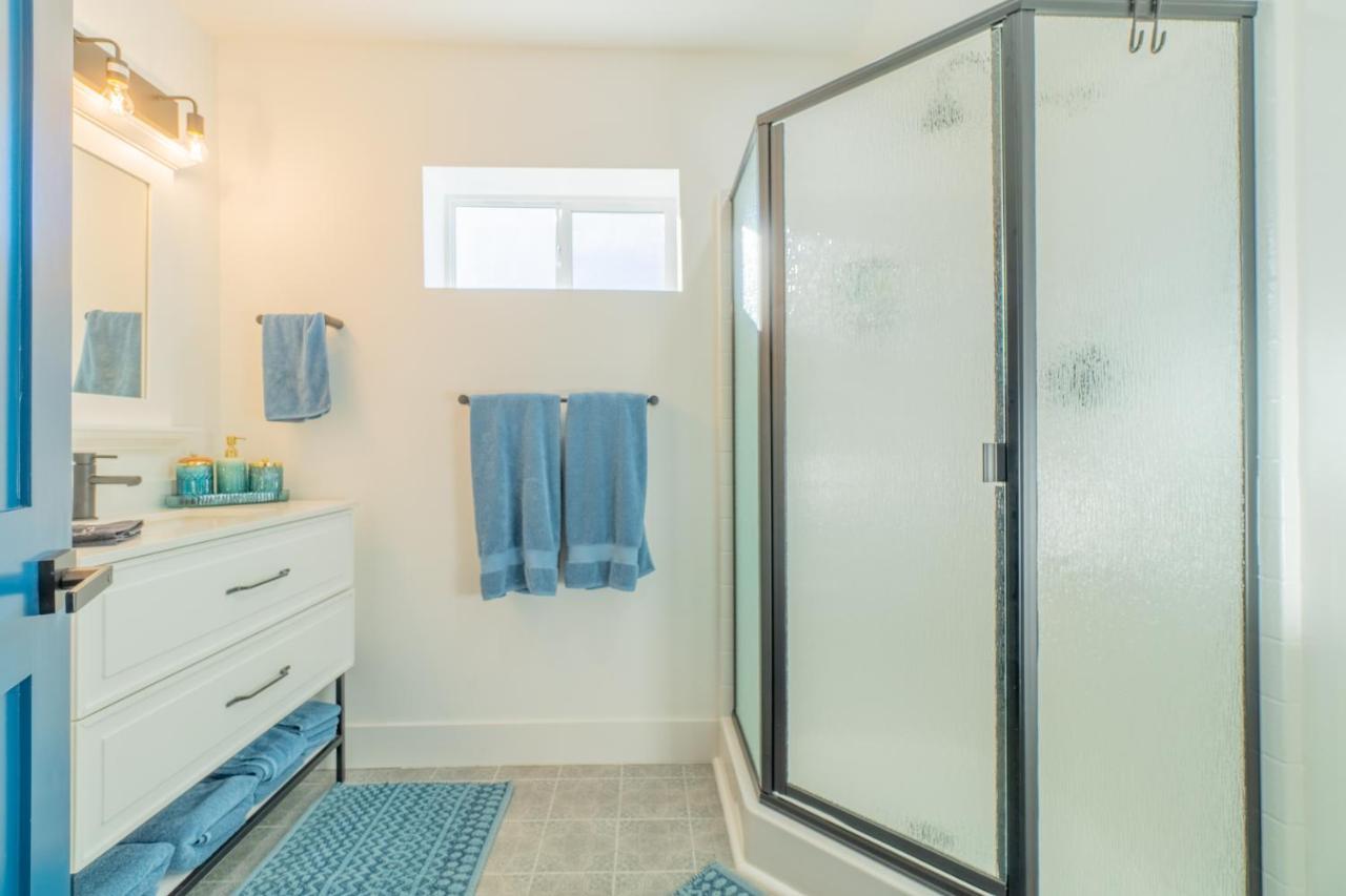 Apartment Luxury 4-bed In Riverside Heights! *