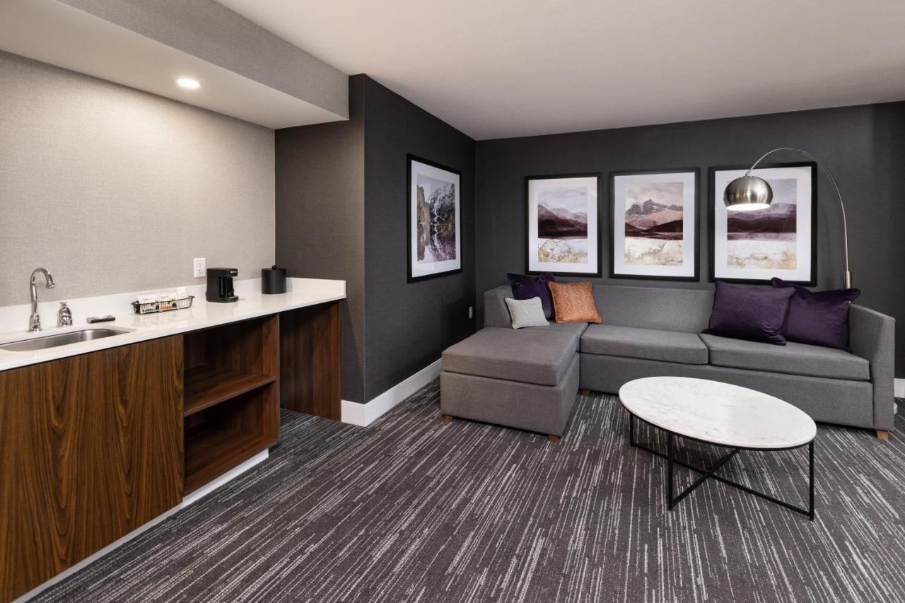 J Hotel Reno