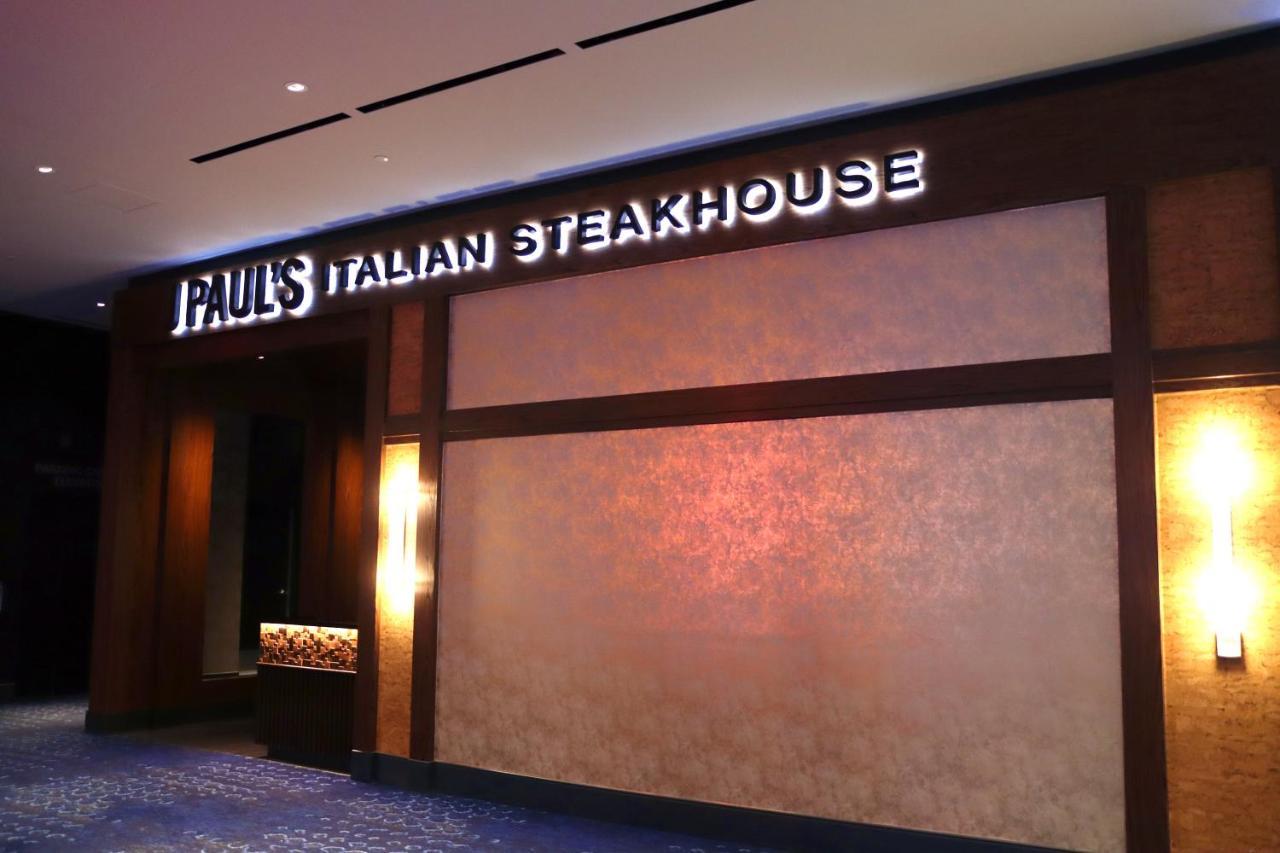 J Hotel 3*