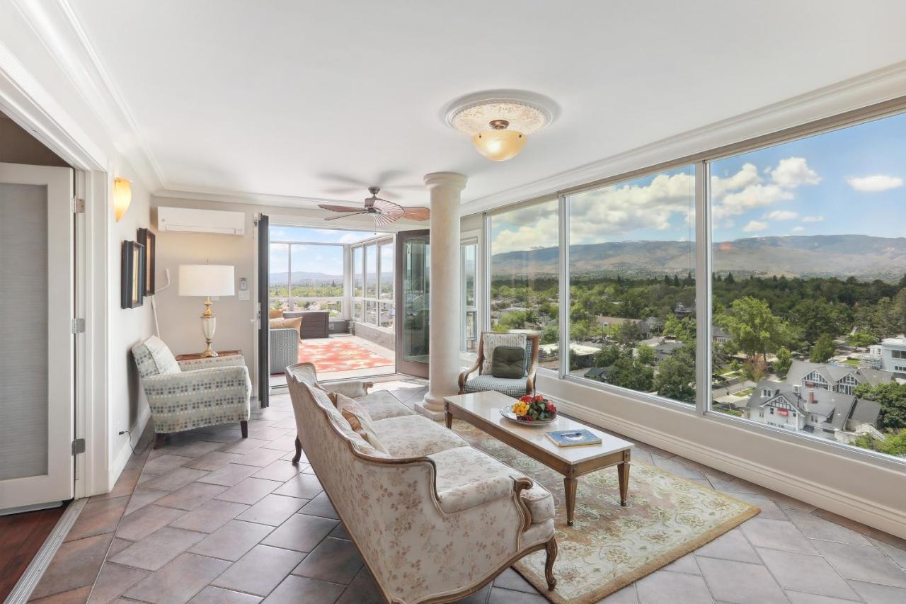 Apartment Downtown Penthouse With Panoramic Views *