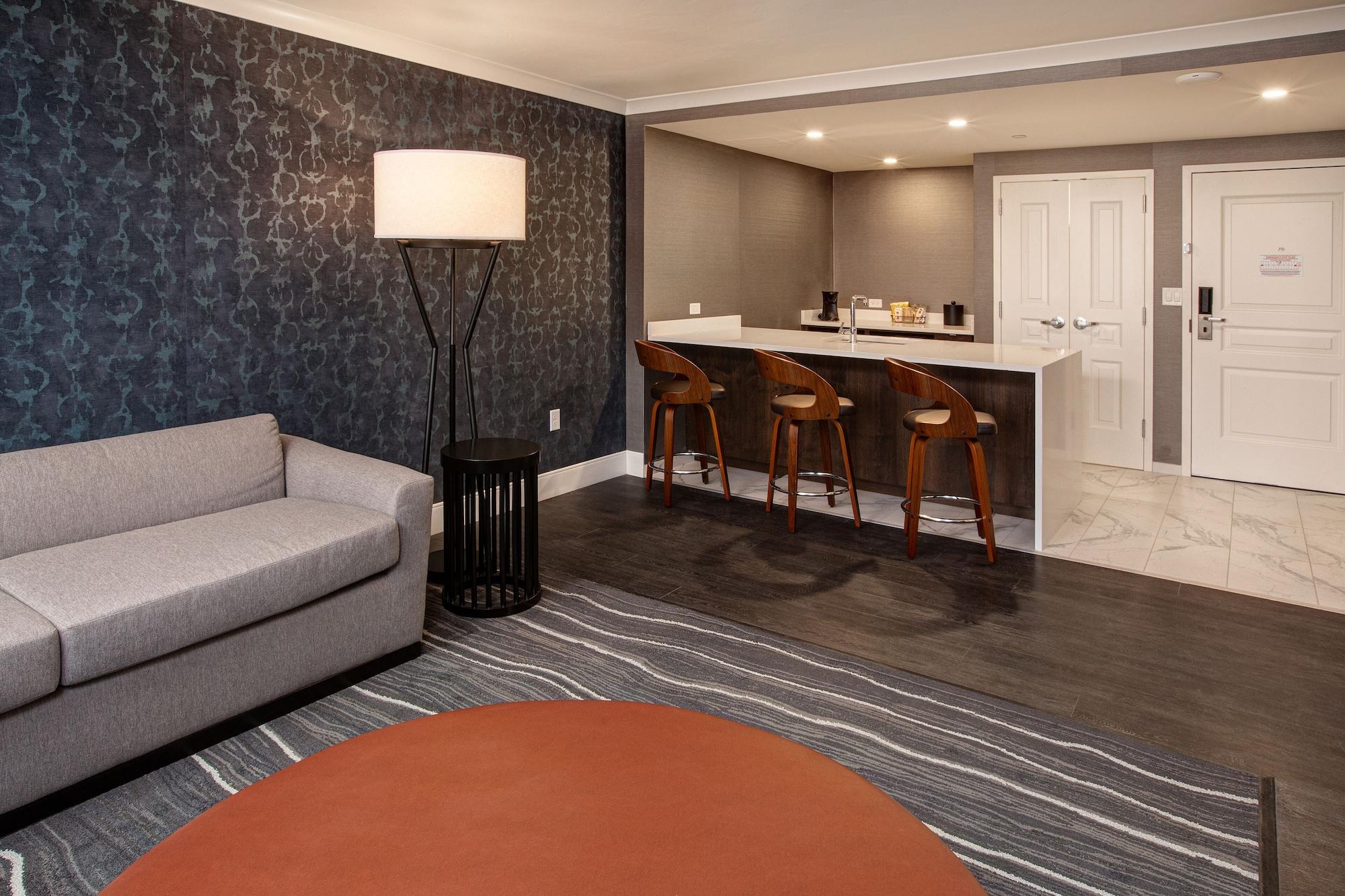 J Hotel Reno