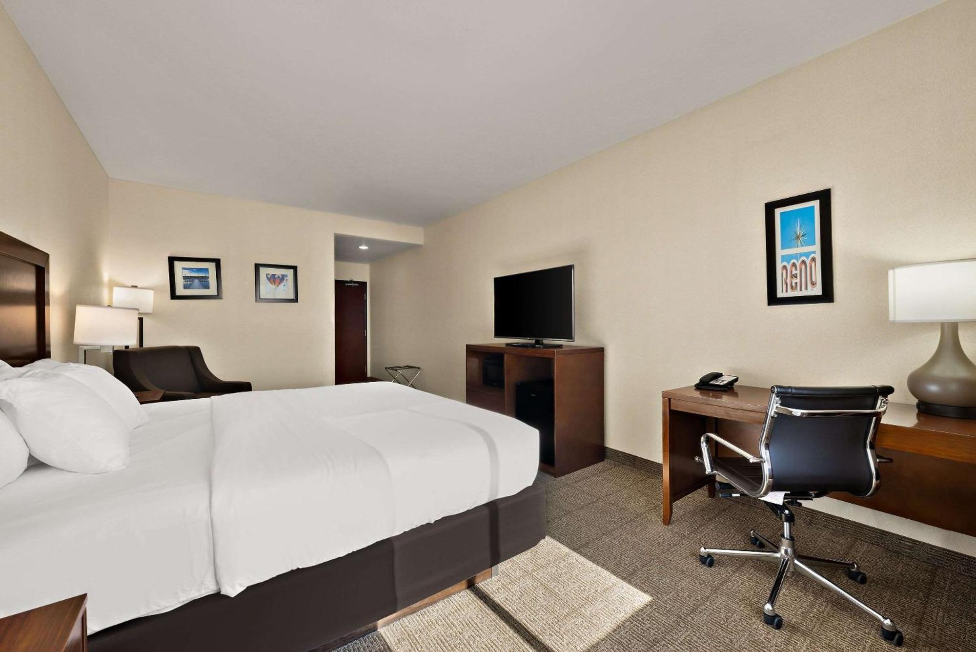 Comfort & Airport Convention Center Reno