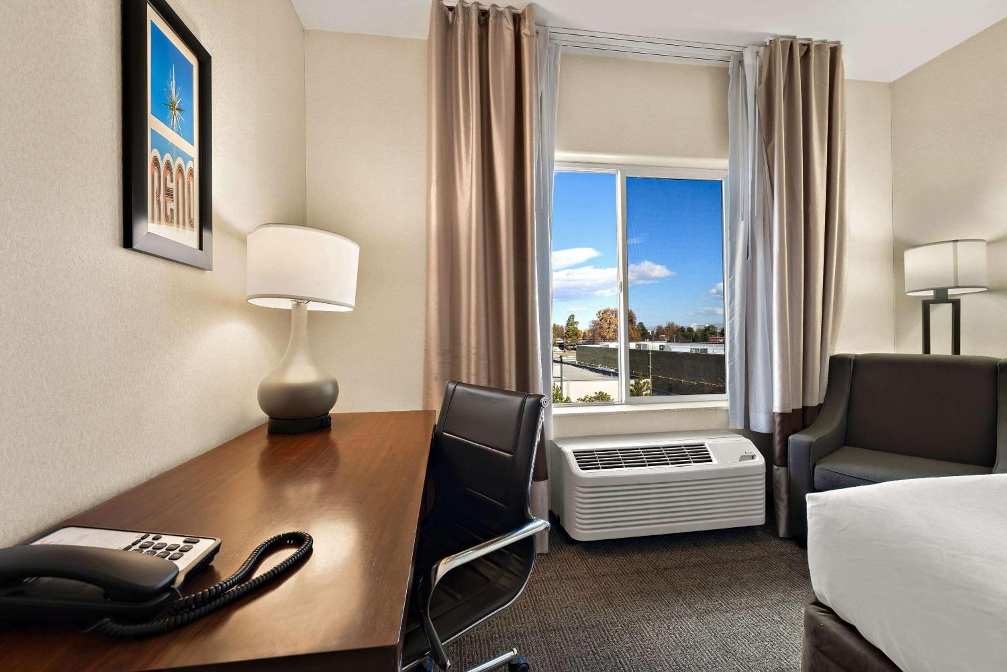 Comfort & Airport Convention Center Reno