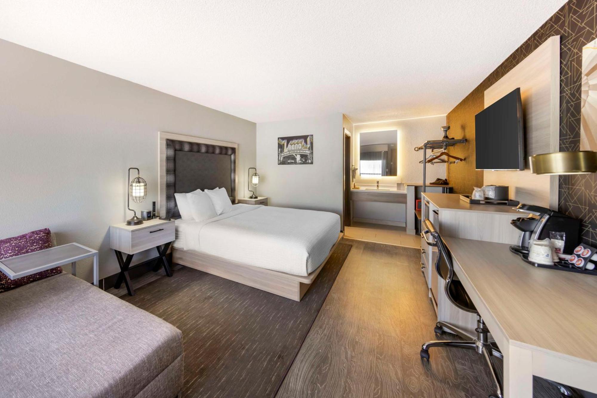 Hotel Aiden By Western South