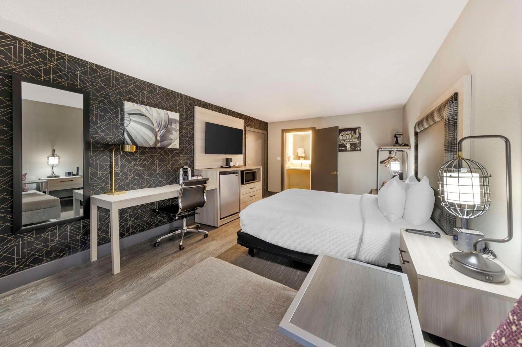 Hotel Aiden By Western South Reno