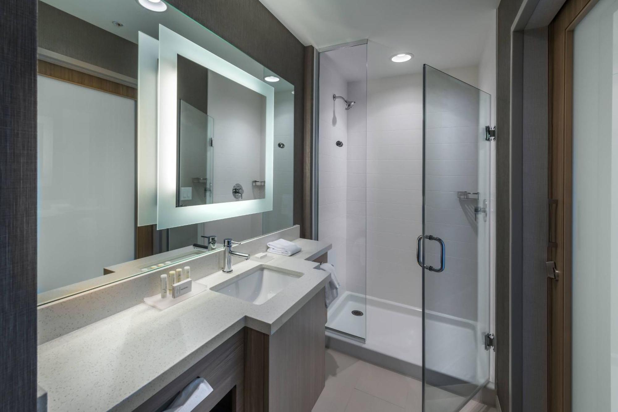 Springhill By Marriott 3*