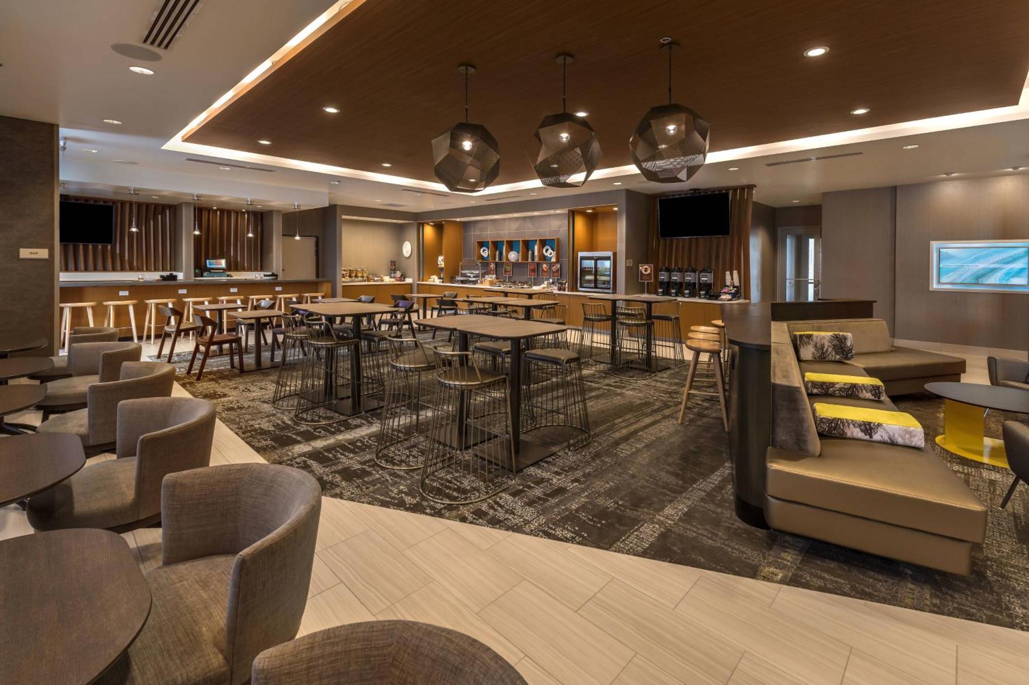 Springhill By Marriott Hotel 3*