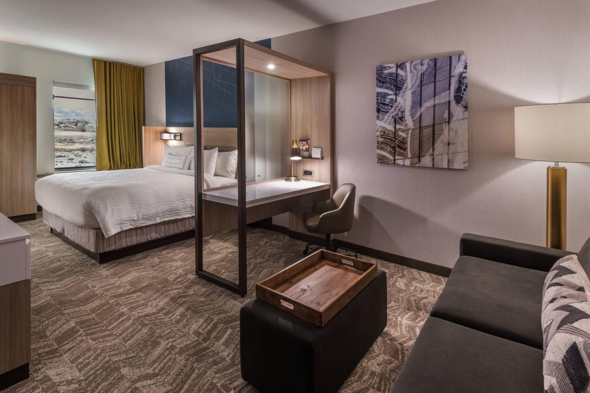 Hotel Springhill By Marriott
