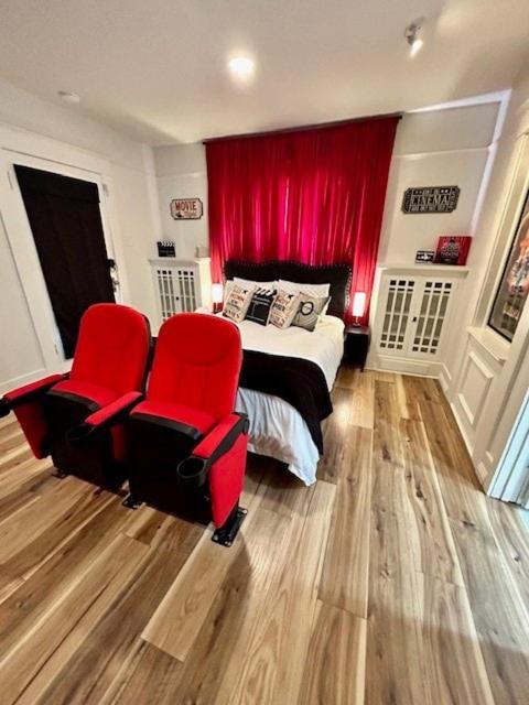 Midtown Movie House Guest house Reno