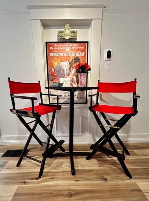 Midtown Movie House Guest house *