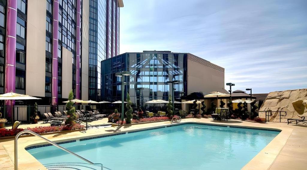 Atlantis Casino Resort 4*