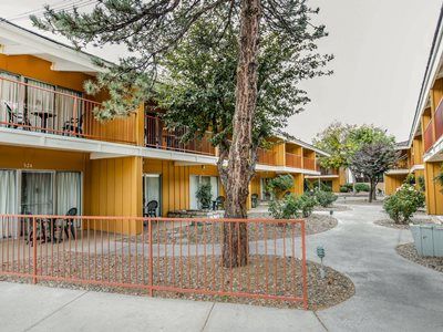 Econo Near Reno-sparks Convention Center *