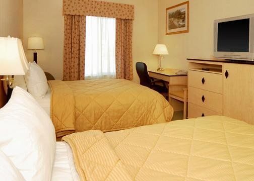 Comfort & Airport Convention Center Hotel Reno
