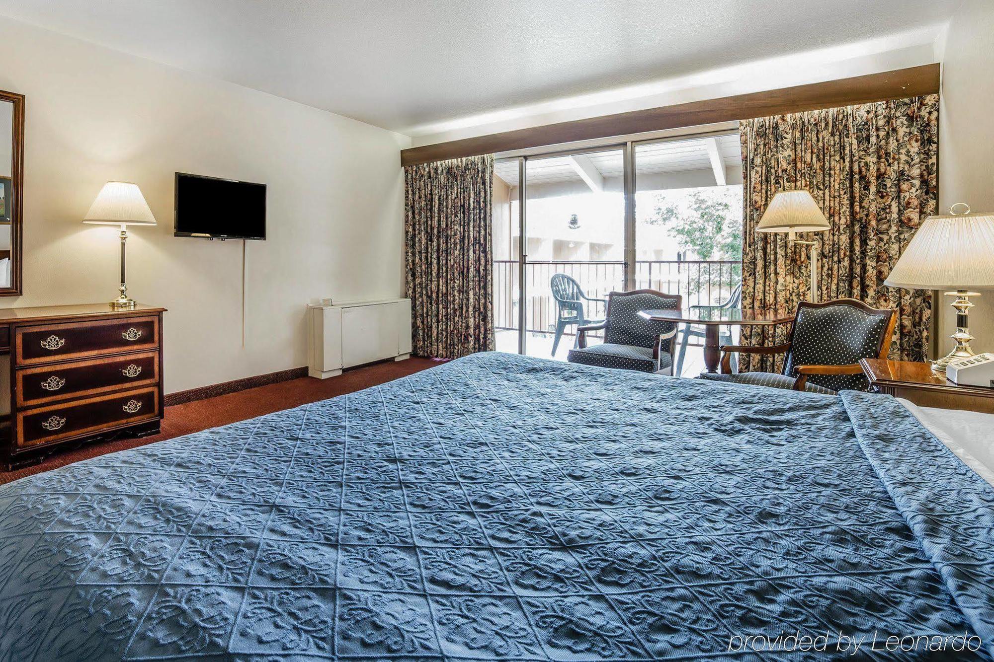 Econo Near Reno-sparks Convention Center *