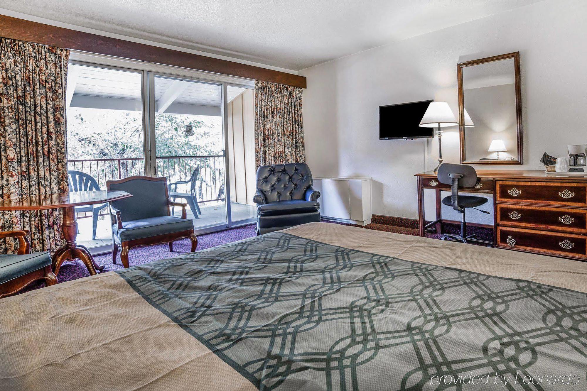 Econo Near Reno-sparks Convention Center Lodge Reno