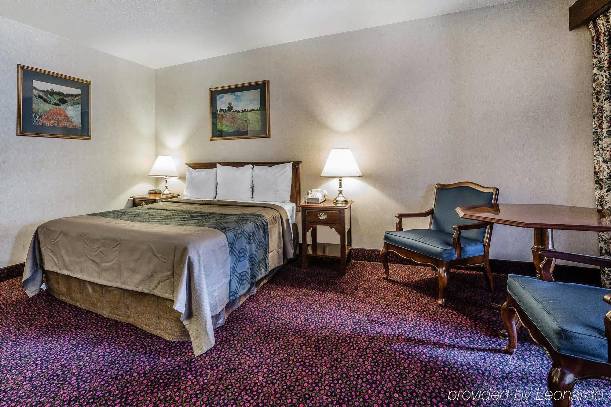 Lodge Econo Near Reno-sparks Convention Center *