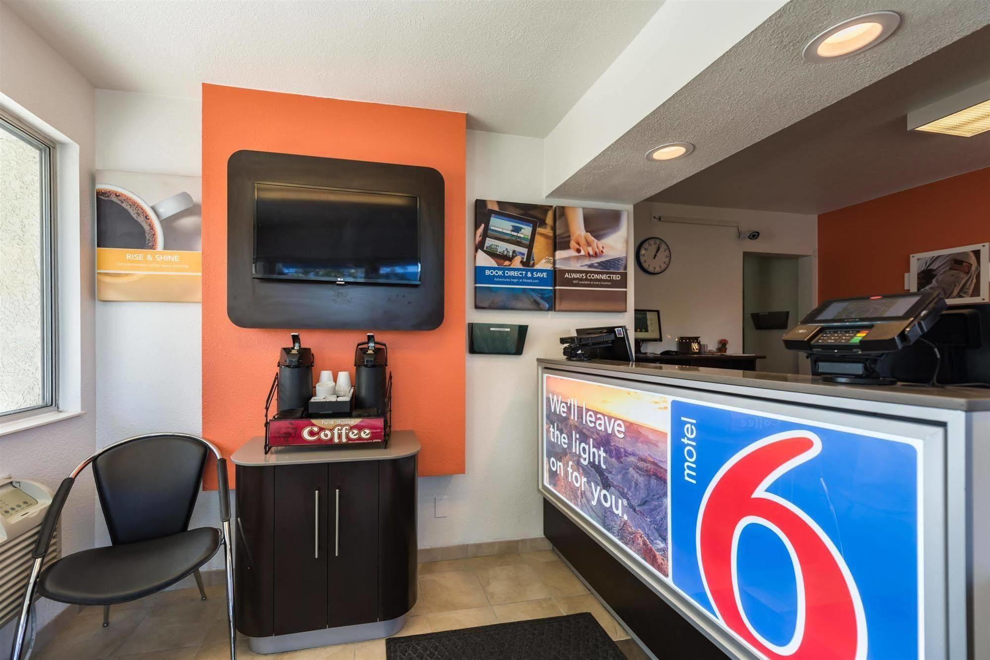 6-reno, Nv - Virginia Plumb Hotel