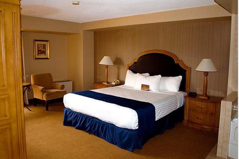 J Hotel 3*