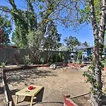 Midtown Reno Oasis With Furnished Deck And Fire Pit
