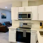 3 Bedrooms With King Beds Minutes From Downtown