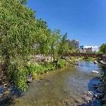 Panorama Place