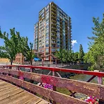 Panorama Place
