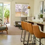 New Upscale House, Tahoe 30-Min W/ Cal King