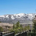 Luxury Retreat - King Beds, Hot Tub, & Pool - Family & Remote Work Friendly