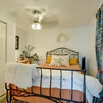 Cozy Reno Vacation Rental Less Than 1 Mi To Midtown!