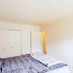 Reno\'S Radiant Retreat
