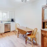 Reno\'S Radiant Retreat