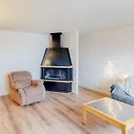 Reno\'S Radiant Retreat