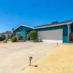 Reno Serenade: 3-Bed Urban Sanctuary