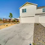 Modern Reno Vacation Home Easy Access To Nature