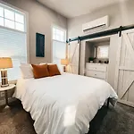 Beautiful Private Cottage Sunstone