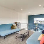 Luxe Midtown Townhome Less Than 2 Mi To Dtwn Reno!